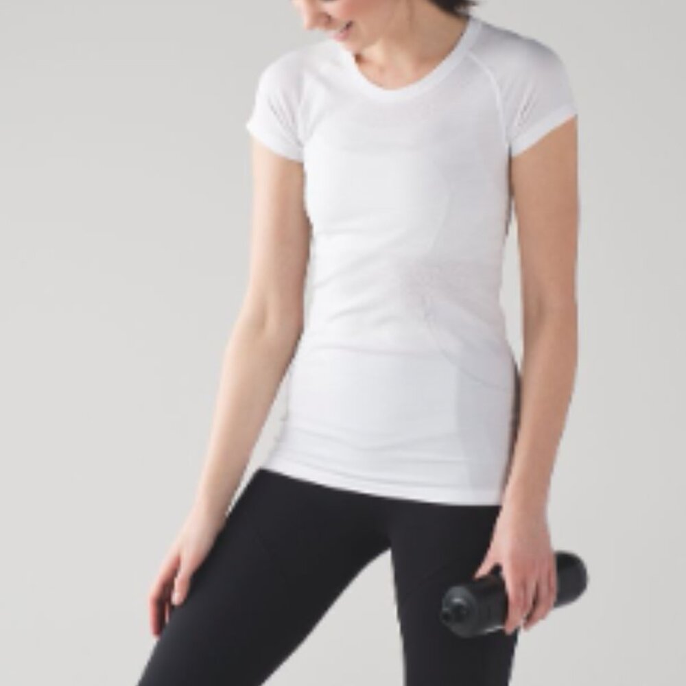 (6061) 🍋 LULULEMON RUN: Swiftly Tech Short Sleeve Crew Sz 10 **LOVED - Picture 2 of 10